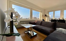 Luxury 3 Bedroom Apartment On The Top Floor With Panoramic View